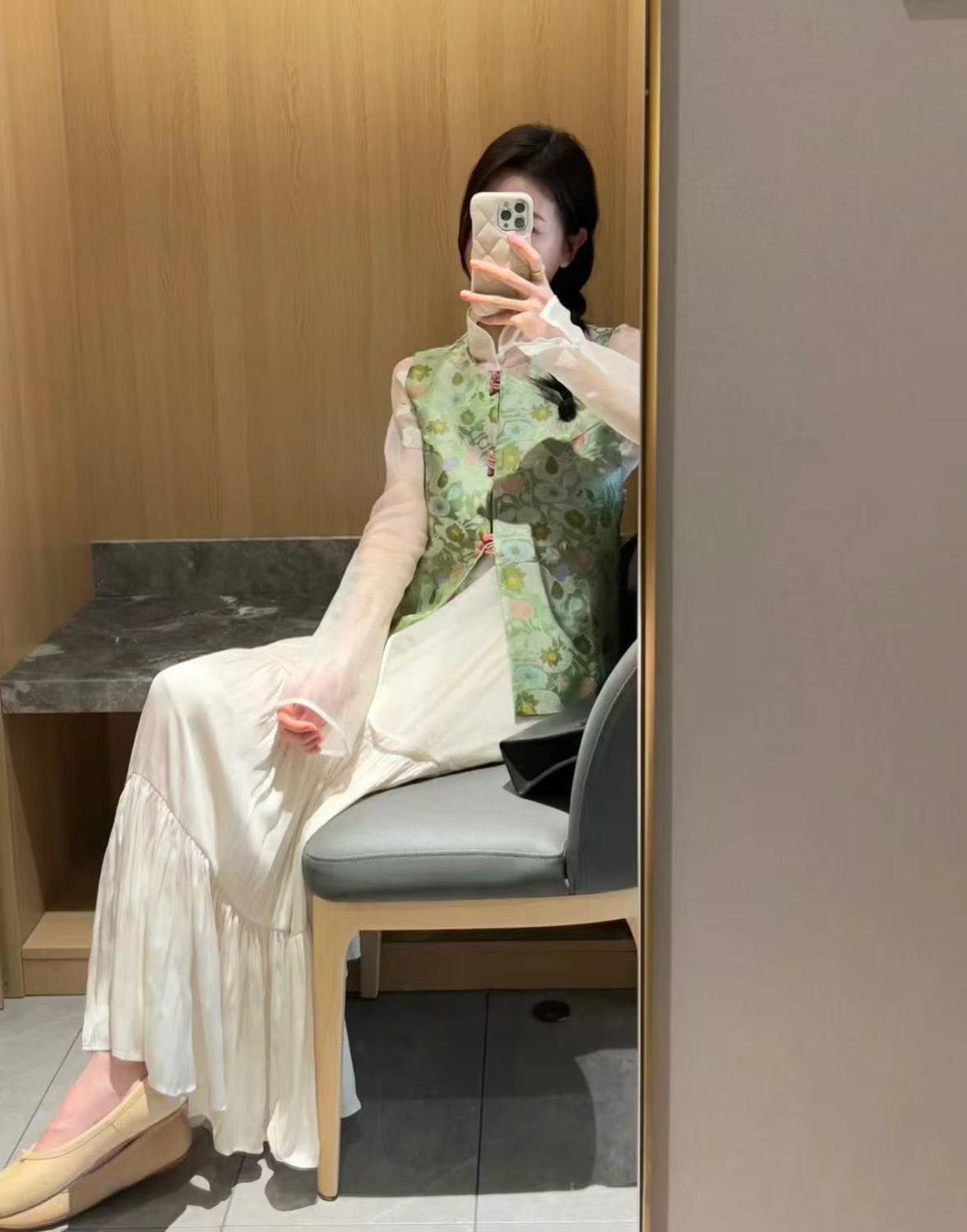 清冷温柔小女生穿搭分享